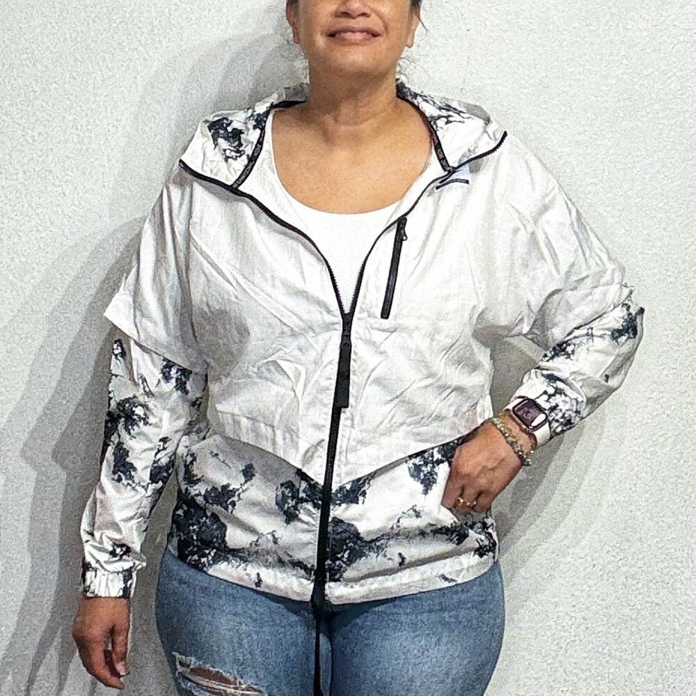 Nike International Windrunner Rio De Janeiro Windbreaker Jacket Sz M